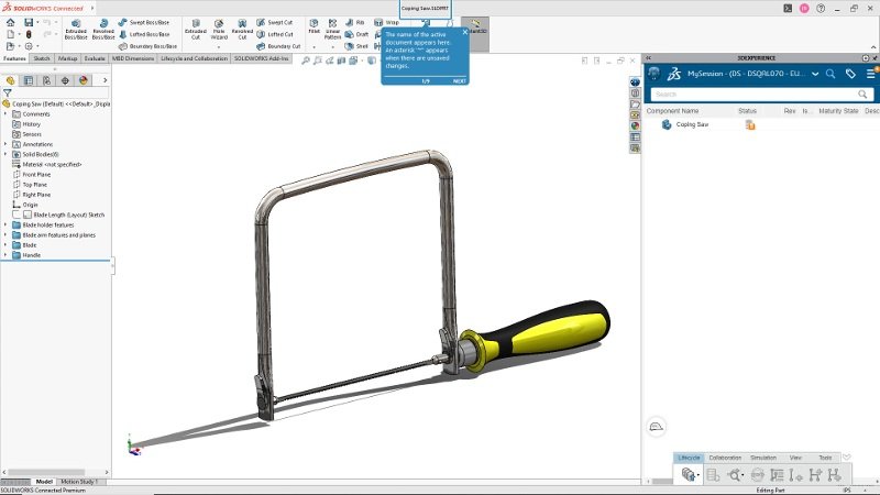 A imagem apresenta uma peça sendo produzida dentro do ambiente do software SOLIDWORKS CAD 3D, integrado à Plataforma 3DEXPERIENCE.